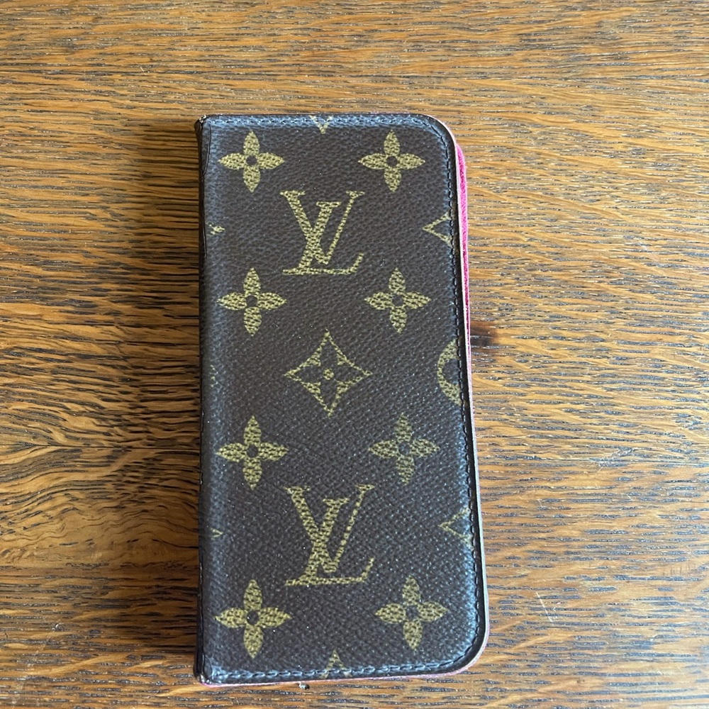 Used Authentic Louis Vuitton IPhone X phone case
